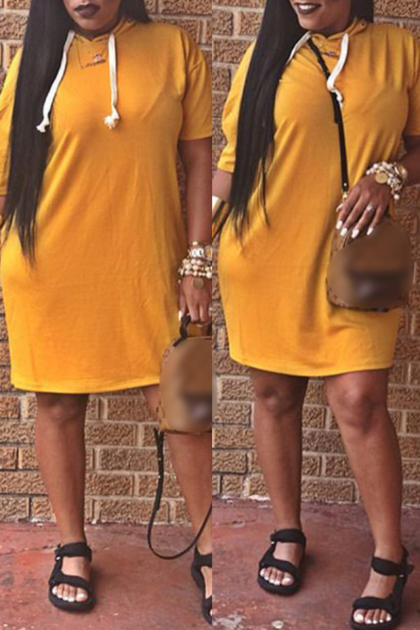 Yellow Fashion Casual Solid Basic Hooded Collar Short Sleeve Dress