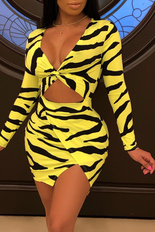 Yellow Sexy Print Patchwork V Neck Pencil Skirt Dresses