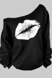 Black and red Casual Lips Printed Basic Oblique Collar Plus Size Tops