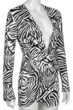 Black White Sexy Print Patchwork V Neck One Step Skirt Dresses