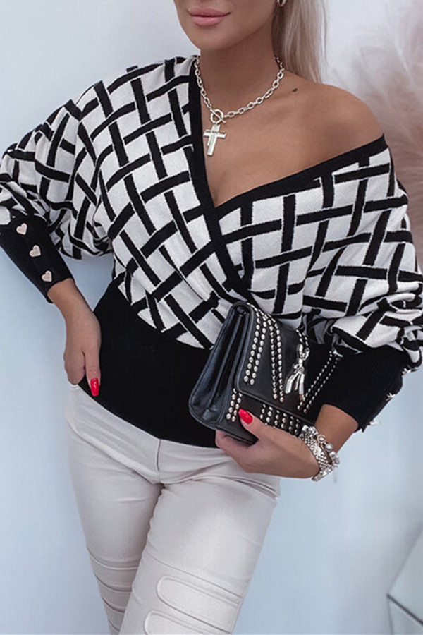 Black Fashion Casual Plaid Geometric Basic V Neck Tops