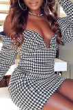 Black White Fashion Sexy Print Backless Off the Shoulder Long Sleeve Dresses
