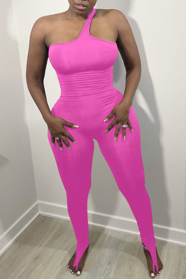 Pink Sexy Solid Hollowed Out One Shoulder Skinny Jumpsuits