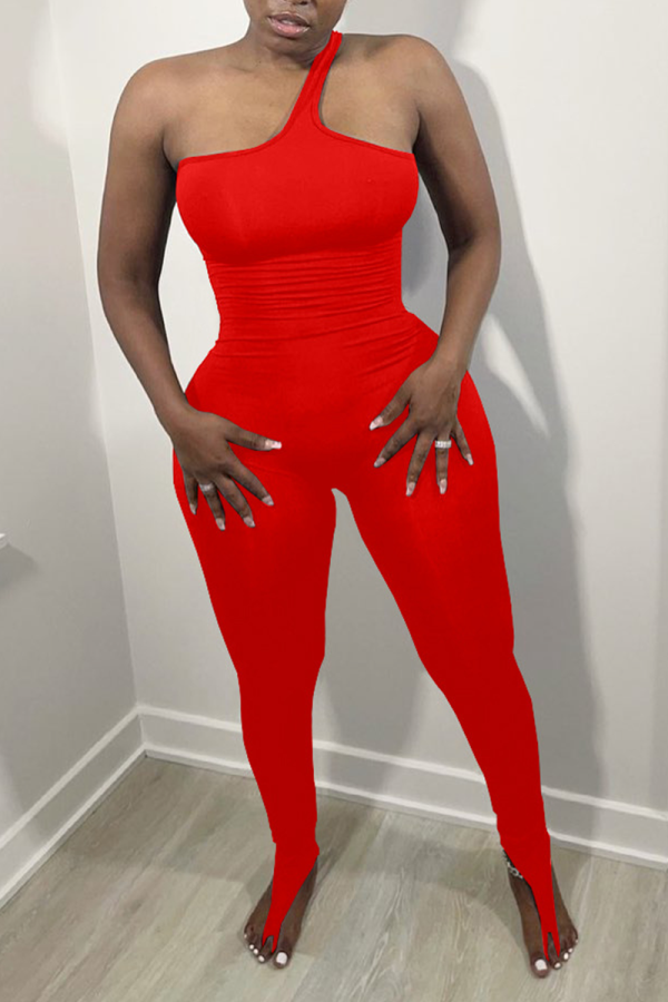 Red Sexy Solid Hollowed Out One Shoulder Skinny Jumpsuits