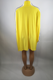 Red Fashion Solid Patchwork Zipper Collar Straight Dresses