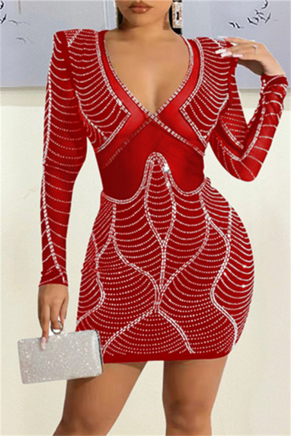 Red Fashion Sexy Patchwork Hot Drilling See-through V Neck Long Sleeve Dresses