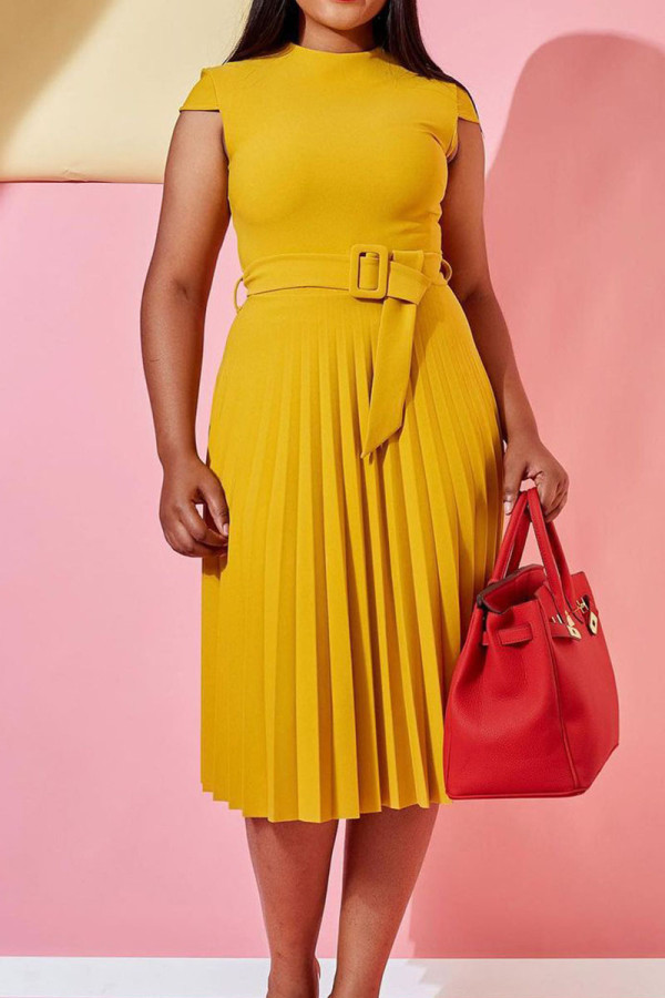 Yellow Casual Solid Patchwork O Neck Straight Dresses