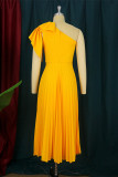 Yellow Fashion Casual Solid Patchwork One Shoulder Pleated Dresses