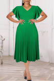 Green Fashion Casual Solid Patchwork V Neck Pleated Dresses