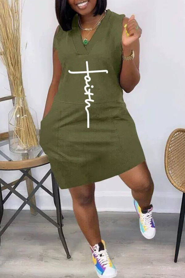 Green Fashion Casual Print Patchwork V Neck Sleeveless Dress