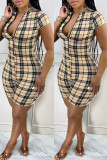 Khaki Fashion Casual Plaid Print Basic Zipper Collar Skinny Romper