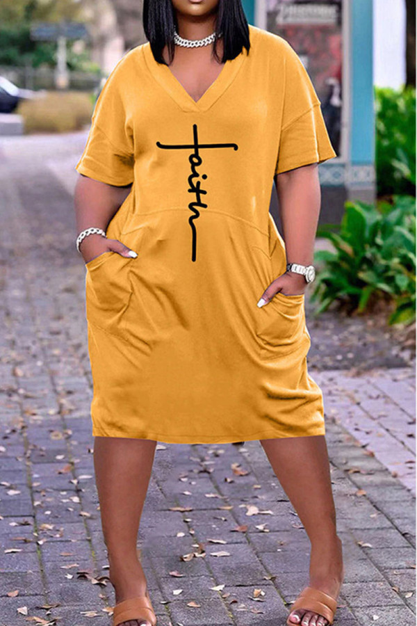 Yellow Casual Street Print Patchwork V Neck Straight Dresses