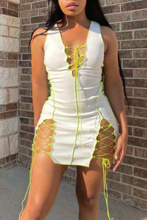 White Sexy Solid Bandage Patchwork V Neck One Step Skirt Dresses