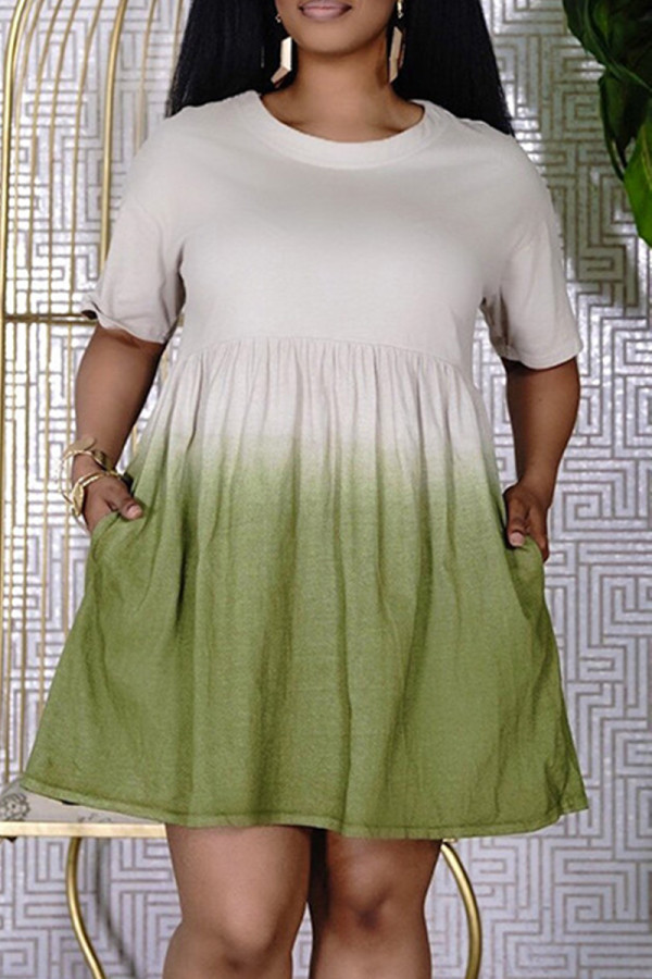 Green Fashion Casual Gradual Change Print Basic O Neck Short Sleeve Dress