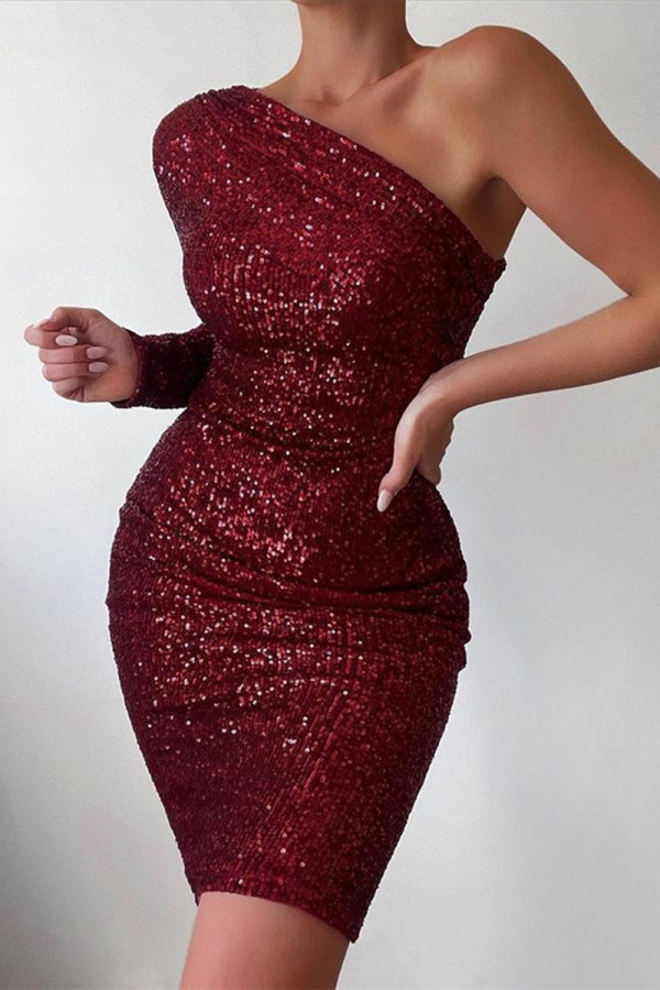 Burgundy Fashion Sexy Patchwork Sequins Backless Oblique Collar Long Sleeve Dresses