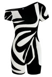 Black Fashion Sexy Print Patchwork Oblique Collar Regular Rompers