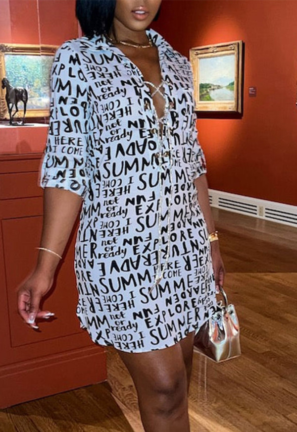 Black And White Casual Letter Chains Turndown Collar Dresses