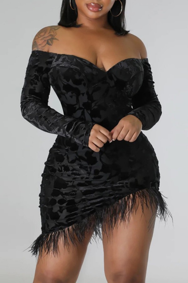 Black Sexy Solid Patchwork Feathers Backless Off the Shoulder Long Sleeve Dresses
