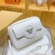 White Street Figure Solid Zipper Bags