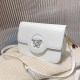 White Simplicity Figure Solid Zipper Bags