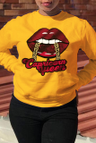 White Street Lips Printed Patchwork Letter O Neck Tops