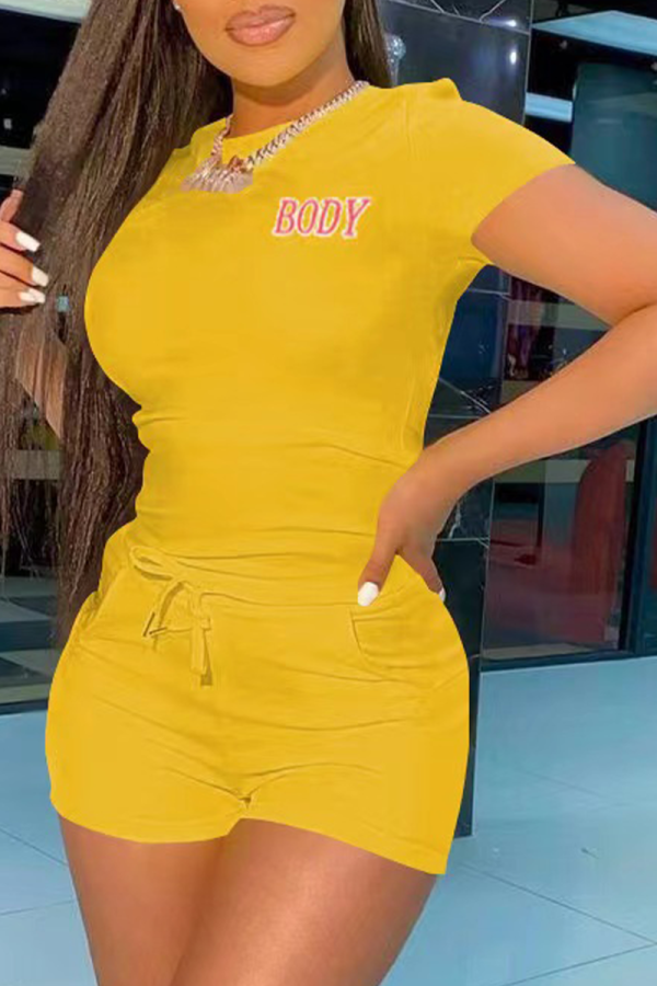Yellow Street Print Patchwork Letter O Neck Short Sleeve Two Pieces