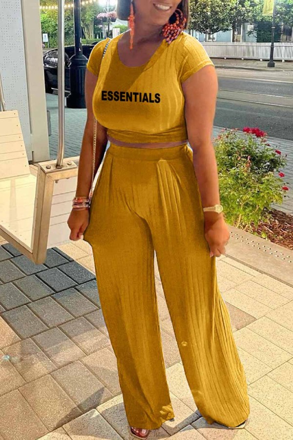 Yellow Street Print Letter O Neck Short Sleeve Two Pieces