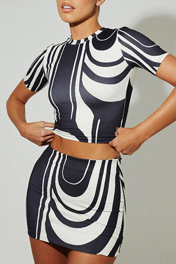 Black White Street Print Patchwork O Neck Sleeveless Two Pieces