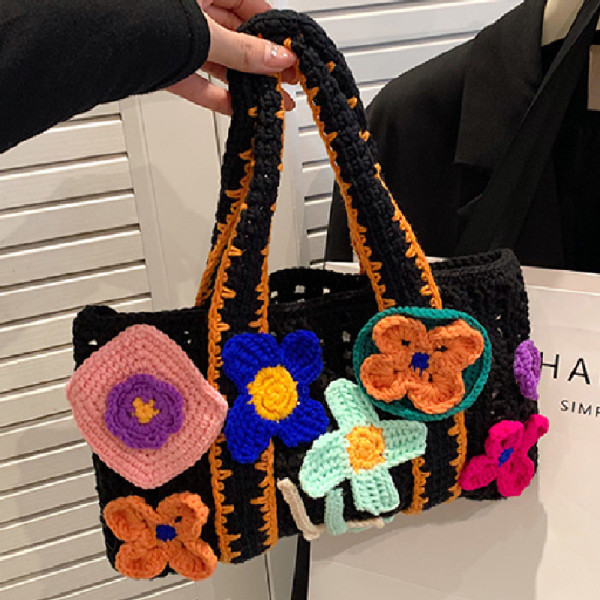 Black Casual Patchwork Weave Bags