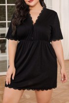 Black Living Solid Patchwork V Neck Plus Size Sleepwear