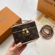 Dark Brown Street Letter Chains Zipper Bags