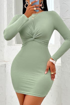 Green Casual Solid Basic O Neck Long Sleeve Dresses