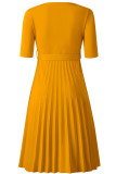 Yellow Casual Solid With Belt O Neck Pleated Plus Size Dresses
