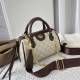 Light Color Elegant Letter Chains Zipper Bags