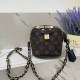 Black Street Letter Zipper Bags
