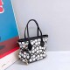 White Street Geometric Zipper Bags