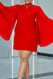 Red Elegant Solid Hollowed Out Patchwork Pocket Hot Drill Pleated O Neck Straight Dresses