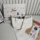 White Street Letter Chains Zipper Bags