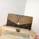 Brown Casual Street Letter Patchwork Bags