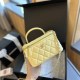 Yellow Casual Simplicity Letter Chains Zipper Bags