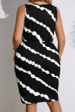 Black Elegant Striped Bandage Patchwork U Neck Straight Plus Size Dresses