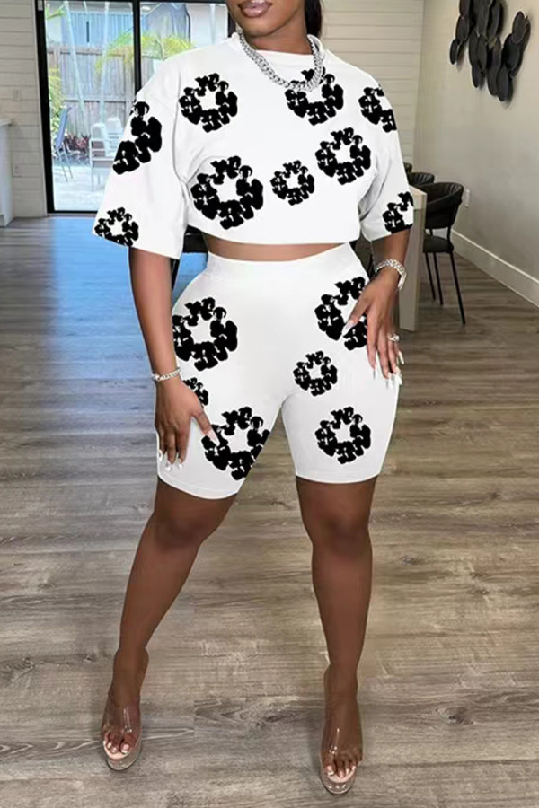 White Casual Street Flowers O Neck Short Sleeve Two Pieces