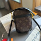 Black Casual Daily Letters Patchwork Metal Accessories Trim Contrast Bags