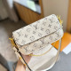 White Casual Daily Letters Chains Contrast Embossed Bags
