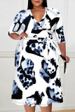 Powdery Violet Elegant Geometric Print Lace Up Contrast V Neck Printed Plus Size Dresses