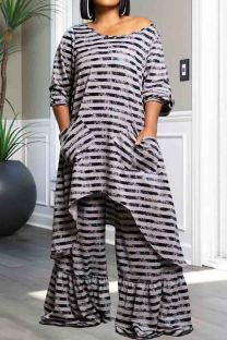 White Street Stripe Pocket Patchwork O Neck Plus Size Two Pieces
