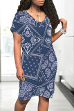 Black Casual Street Colorblock Striped Print Heart Shaped Pocket Contrast O Neck Printed Dresses