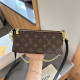 Black Casual Street Letters Patchwork Chains Contrast Bags