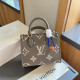 Lady Grey Casual Street Letters Contrast Embossed Bags