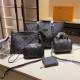 Black Casual Street Letters Patchwork Zipper Embossed Bags